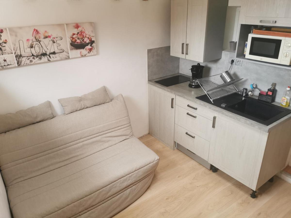 T2 Equipe Au Calme + Terrasse A 1 Km De La Mer Marseille Kültér fotó